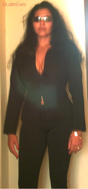 Date this charming Brazil girl Rosangela from SERRA B2536