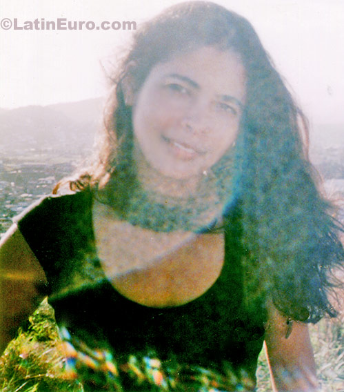 Date this lovely Brazil girl Renata from Vitoria B259