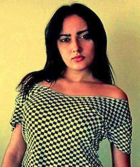 Date this nice looking Brazil girl Madelyne from JOAO PESSOA B2597