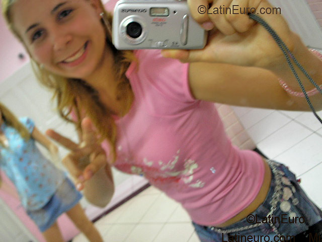 Date this young Brazil girl Lidinay from MANAUS B2605