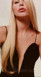 Date this hard body Brazil girl Alexia from SAO PAULO B2642