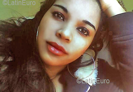Date this happy Brazil girl Vanessa from JARDIM B2690
