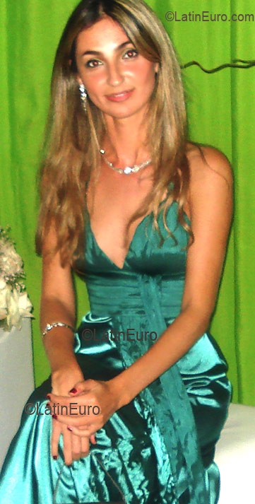 Date this delightful Brazil girl Cristiane from SAO MATEUS B2747