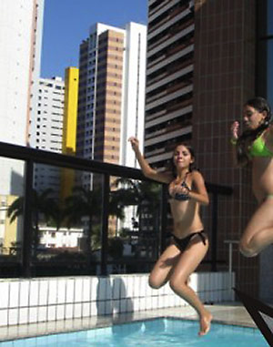 Date this sensual Brazil girl Gabriela from ICAPUI B2768