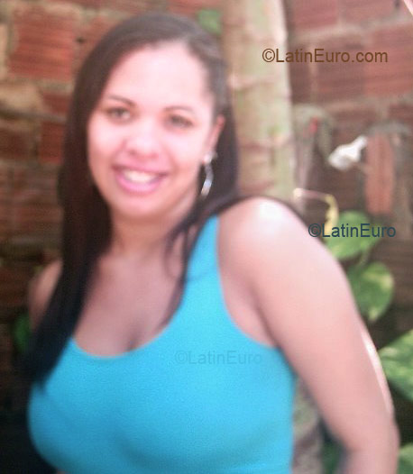 Date this hard body Brazil girl Janaina from FORTALEZA B2824