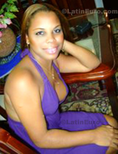 Date this lovely Brazil girl Lucilene from Olinda B285