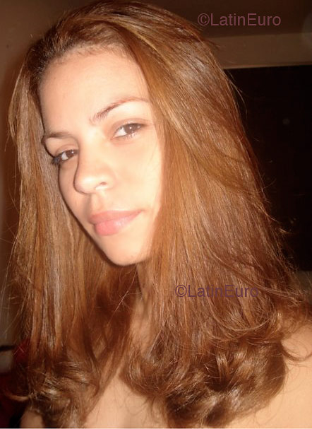 Date this charming Brazil girl Elaine from RIO DE JANEIRO B2907