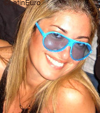 Date this hot Brazil girl Karyne from BELO HORIZONTE B2948