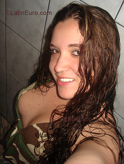 Date this good-looking Brazil girl Daiane from SAO PAULO B2954