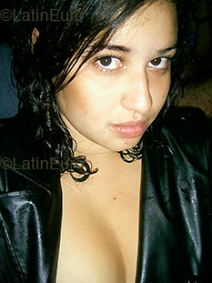 Date this funny Brazil girl Fabienne from BRASILIA B3023
