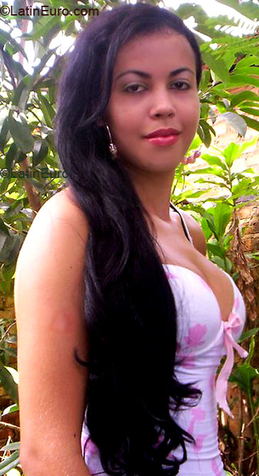 Date this exotic Brazil girl Wecila from MARABA B3036
