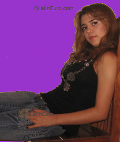 Date this hard body Brazil girl Erica from CORURIPE B3040