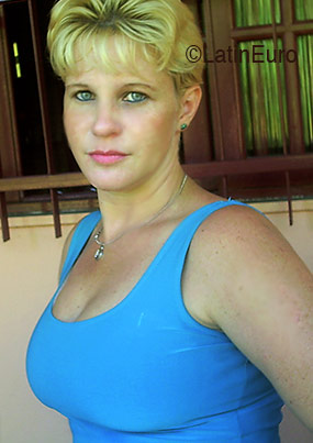 Date this fun Brazil girl Iedda from CACHOEIRO DE ITAPEMIRIM B3075