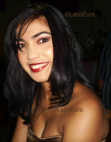 Date this georgeous Brazil girl Narjara from  B3189