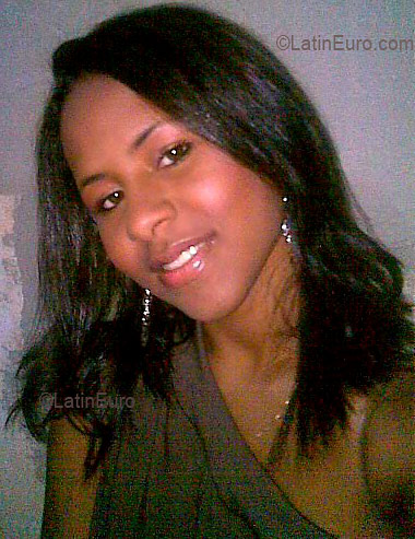 Date this nice looking Brazil girl Daiany from PALMEIRAS DE GOIAS B3192