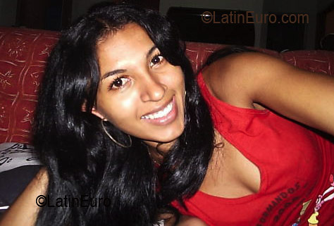 Date this athletic Brazil girl Livia from TERESINA B3218