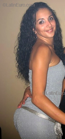 Date this beautiful Brazil girl Livia from MANAUS B3250