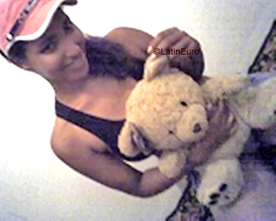 Date this hard body Brazil girl Marcelia from  B3278