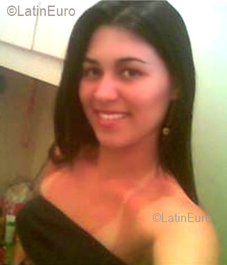 Date this delightful Brazil girl Alice from MANAUS B3303