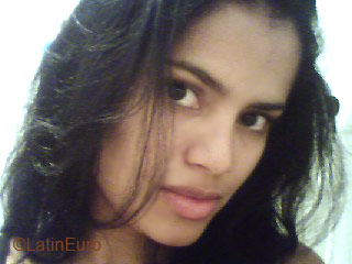 Date this attractive Brazil girl Gileangela from SAO PAULO B3346