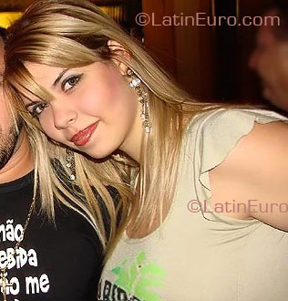 Date this voluptuous Brazil girl Luana from CARIACICA B3360