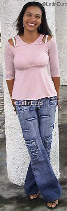 Date this pretty Brazil girl Jamile from  B3382