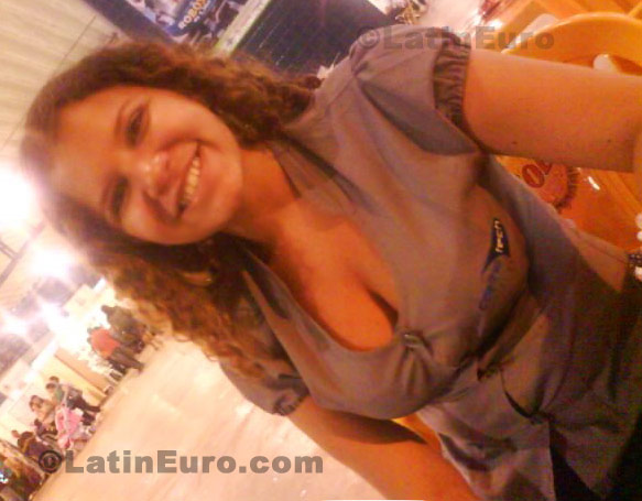 Date this pretty Brazil girl Tatiane from Sao Luis B339