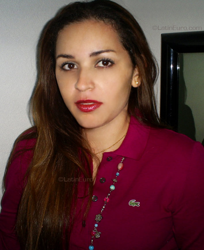 Date this fun Brazil girl Raissa from JOAO PESSOA B3444