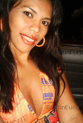 Date this beautiful Brazil girl Grazy from MANAUS B3455