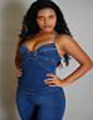 Date this happy Brazil girl Tmires from RIO DE JANEIRO B3498