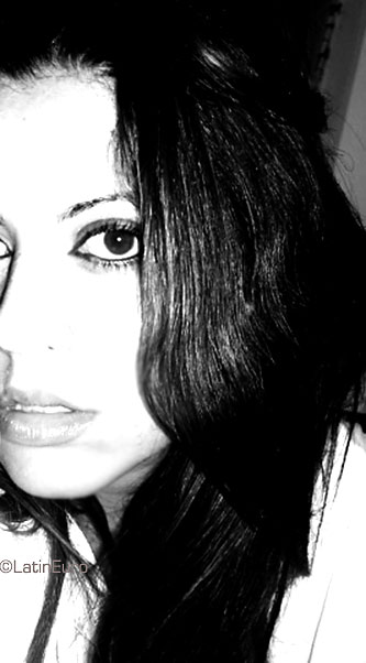 Date this sultry Brazil girl Viviane from BRASILIA B3514