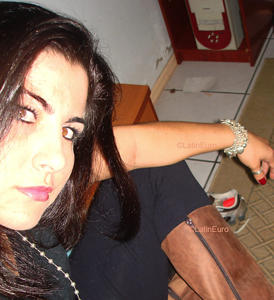 Date this pretty Brazil girl Michela from CRICIUMA B3587