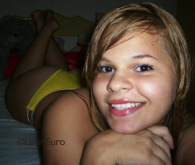 Date this beautiful Brazil girl Larice from GOVERNADOR VALADARES B3603
