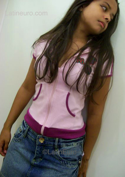 Date this sultry Brazil girl Priscila from  B3727