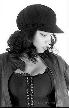 Date this happy Brazil girl Mirna from SAO CAETANO DO SUL B3745