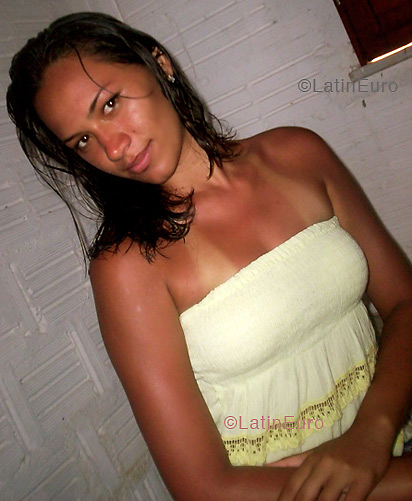 Date this charming Brazil girl Elisabeth from  B3777