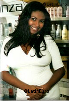 Date this attractive Brazil girl Claudia from JOAO PESSOA B3805