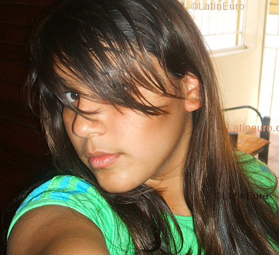 Date this cute Brazil girl Julyanne from RECIFE B3941