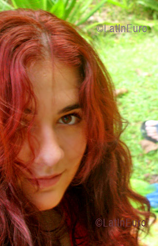 Date this good-looking Brazil girl Flavia from SAO JOSE B3944