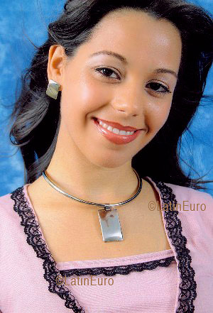 Date this foxy Brazil girl Patricia from APUCARANA B3963