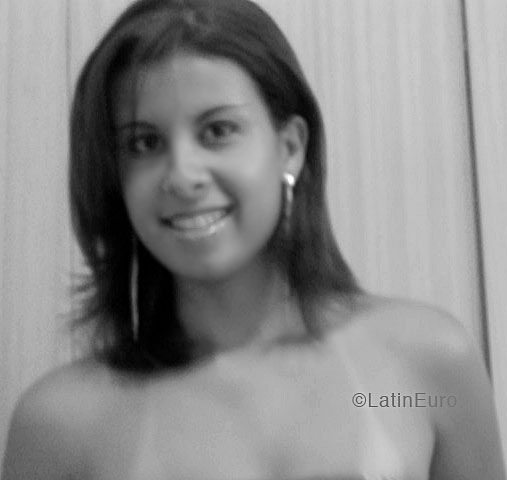 Date this voluptuous Brazil girl Sabrina from SALVADOR B3971