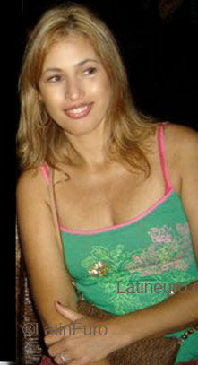 Date this hot Brazil girl Bel from RIO DE JANEIRO B4057