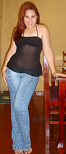 Date this hard body Brazil girl B4067 from CORONEL FABRICIANO B4067
