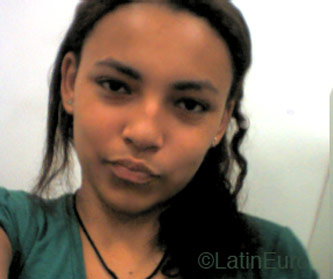 Date this sensual Brazil girl Ana from RONDONOPOLIS B4205