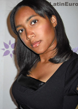 Date this hard body Brazil girl Veronica from Sao Paulo B421