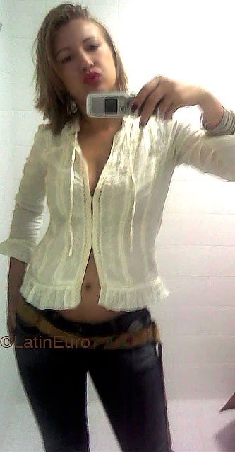 Date this beautiful Brazil girl Cintia from SAO JOAO DE MERITI B4344