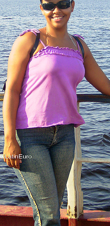 Date this georgeous Brazil girl Adelina from MANAUS B4421