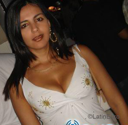 Date this young Brazil girl Adriana from  B4437