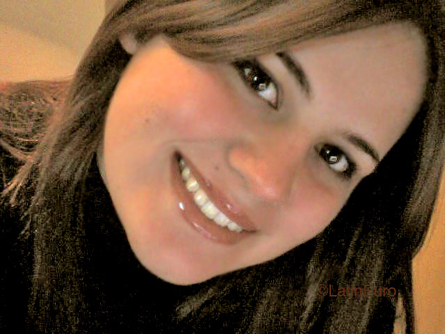 Date this hot Brazil girl Suelen from ICARA B4468