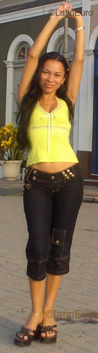 Date this stunning Brazil girl Ana from MANAUS B4556